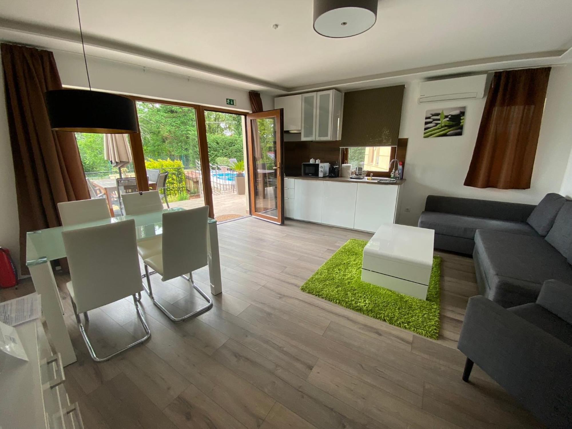 Terrasun Apartments Balatonszarszo Zewnętrze zdjęcie